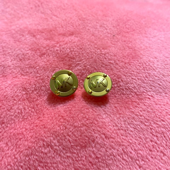 Michael Kors pierced earrings - Picture 1 of 2